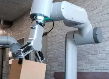 AI in Manufacturing: Boosting Efficiency and Innovation in the Industry