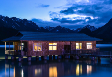 Navigating Data Gravity and Cloud Data Lakes for High-Performance Analytics